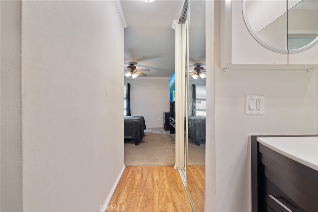 5257 Radford Avenue 212