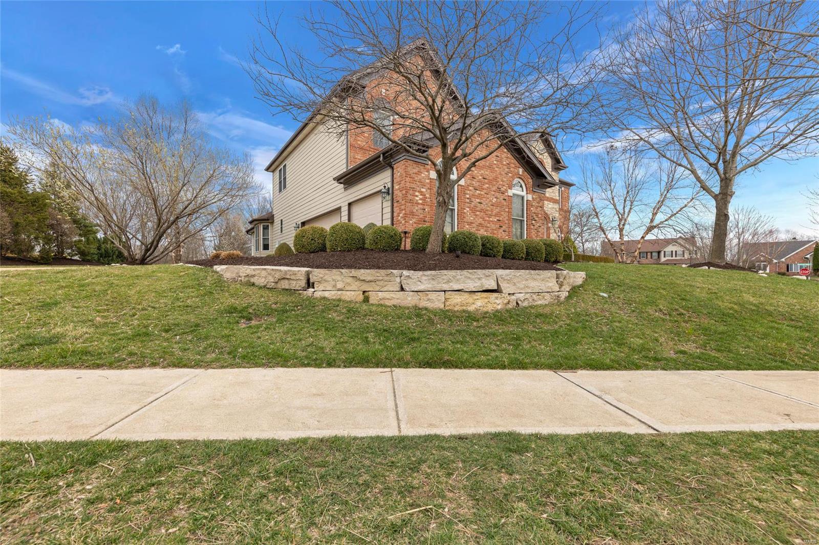 16303 Wynncrest Falls Way