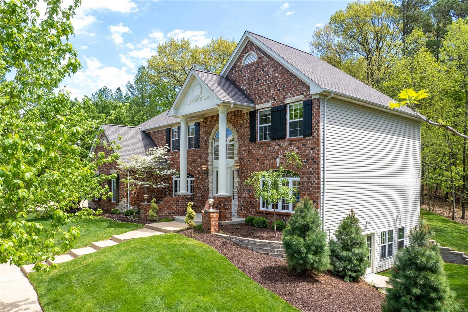 17738 Vintage Oak Drive