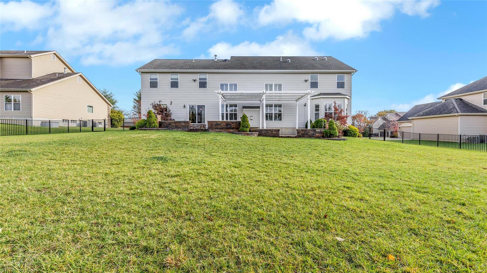 1049 Arbor Grove Court