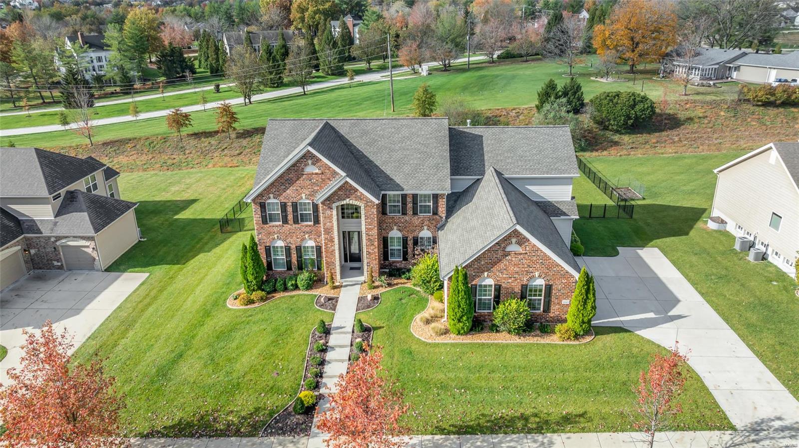 1049 Arbor Grove Court