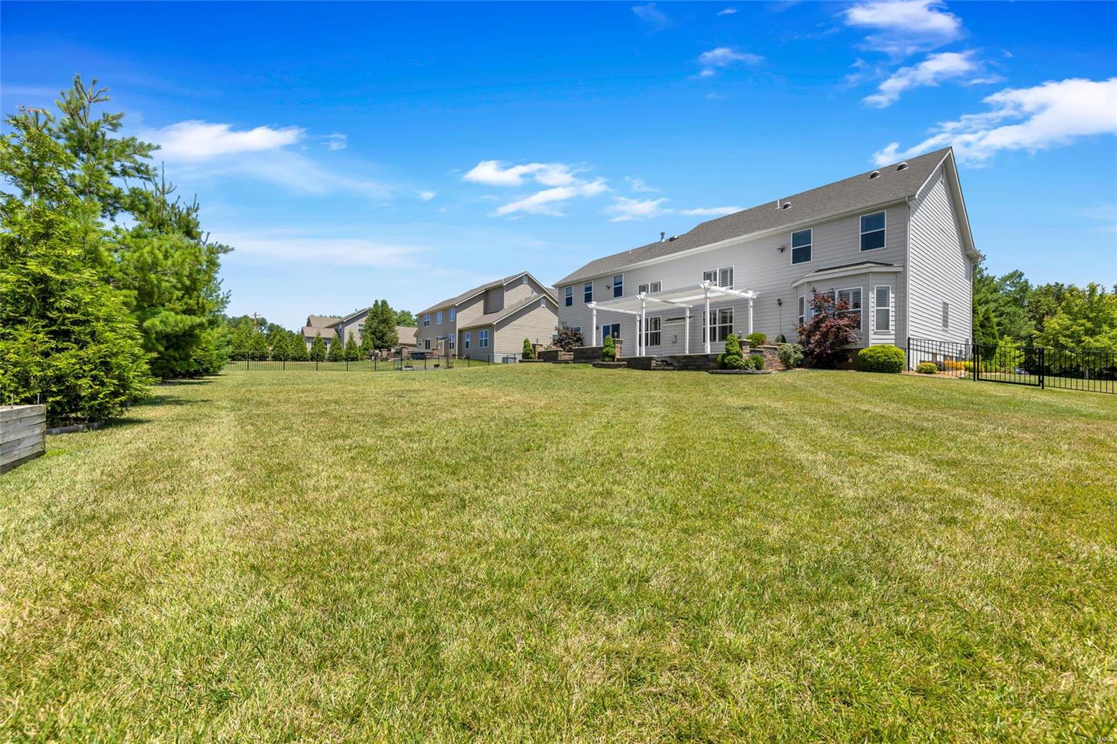 1049 Arbor Grove Court