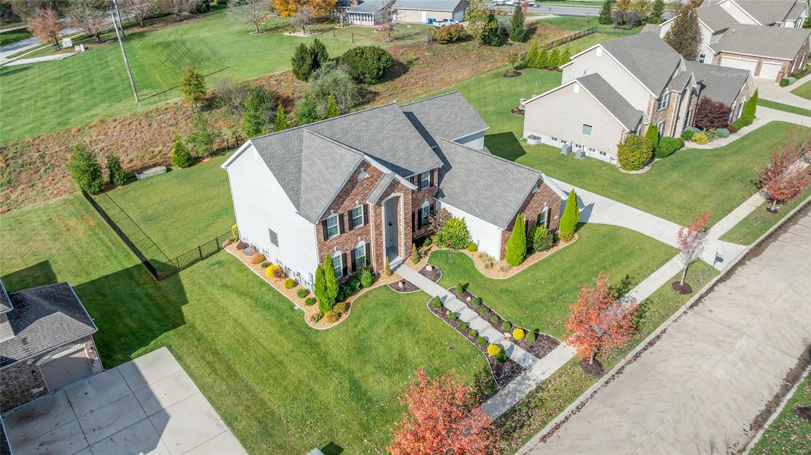 1049 Arbor Grove Court