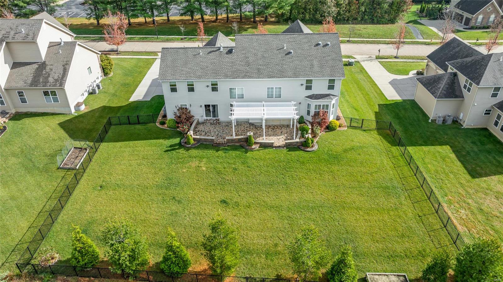 1049 Arbor Grove Court