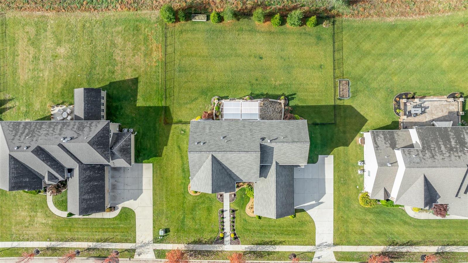 1049 Arbor Grove Court