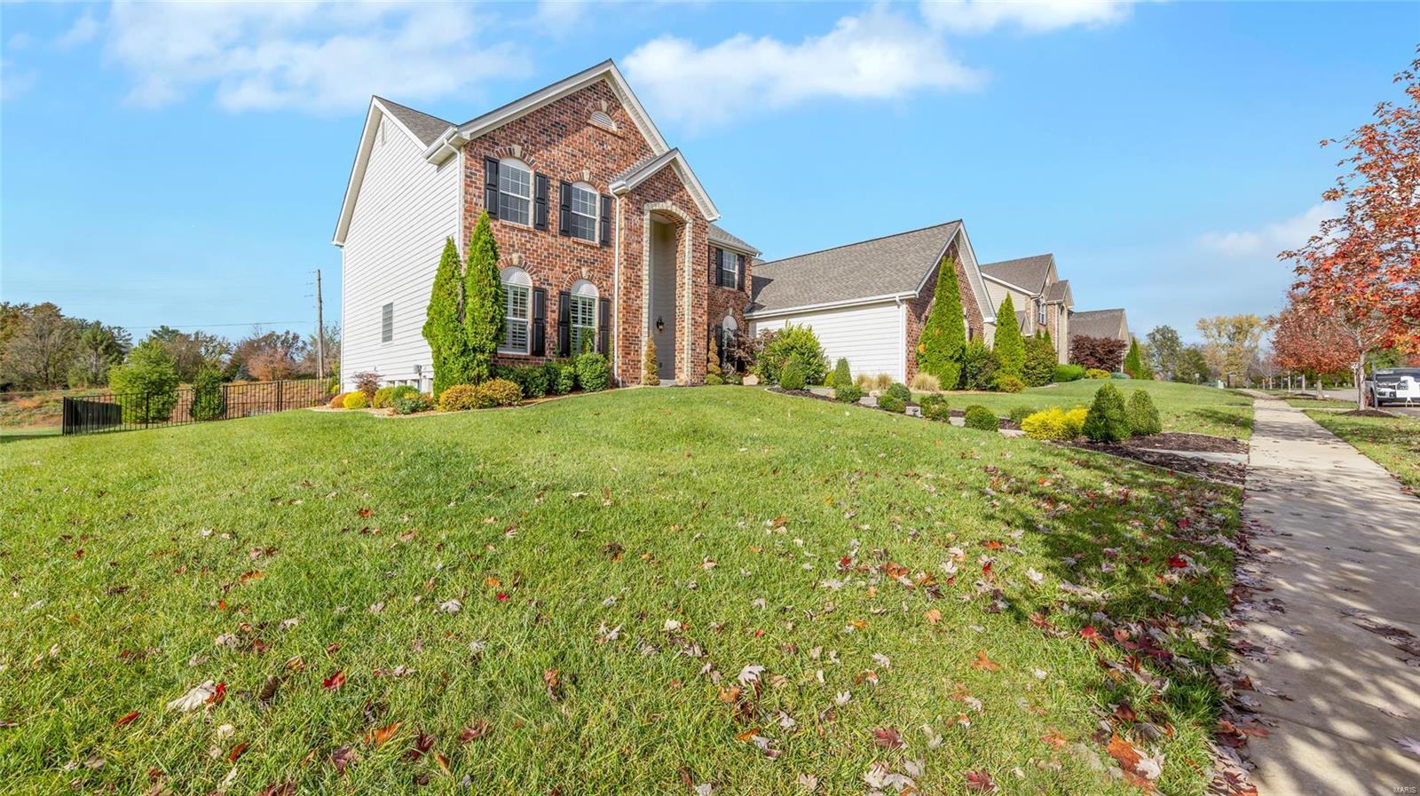 1049 Arbor Grove Court