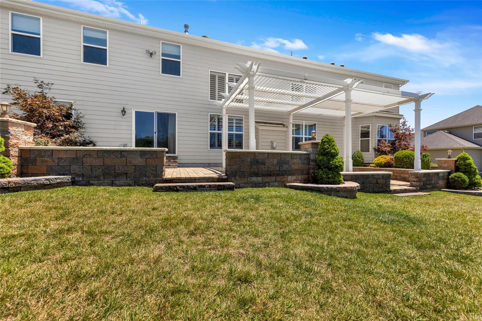 1049 Arbor Grove Court