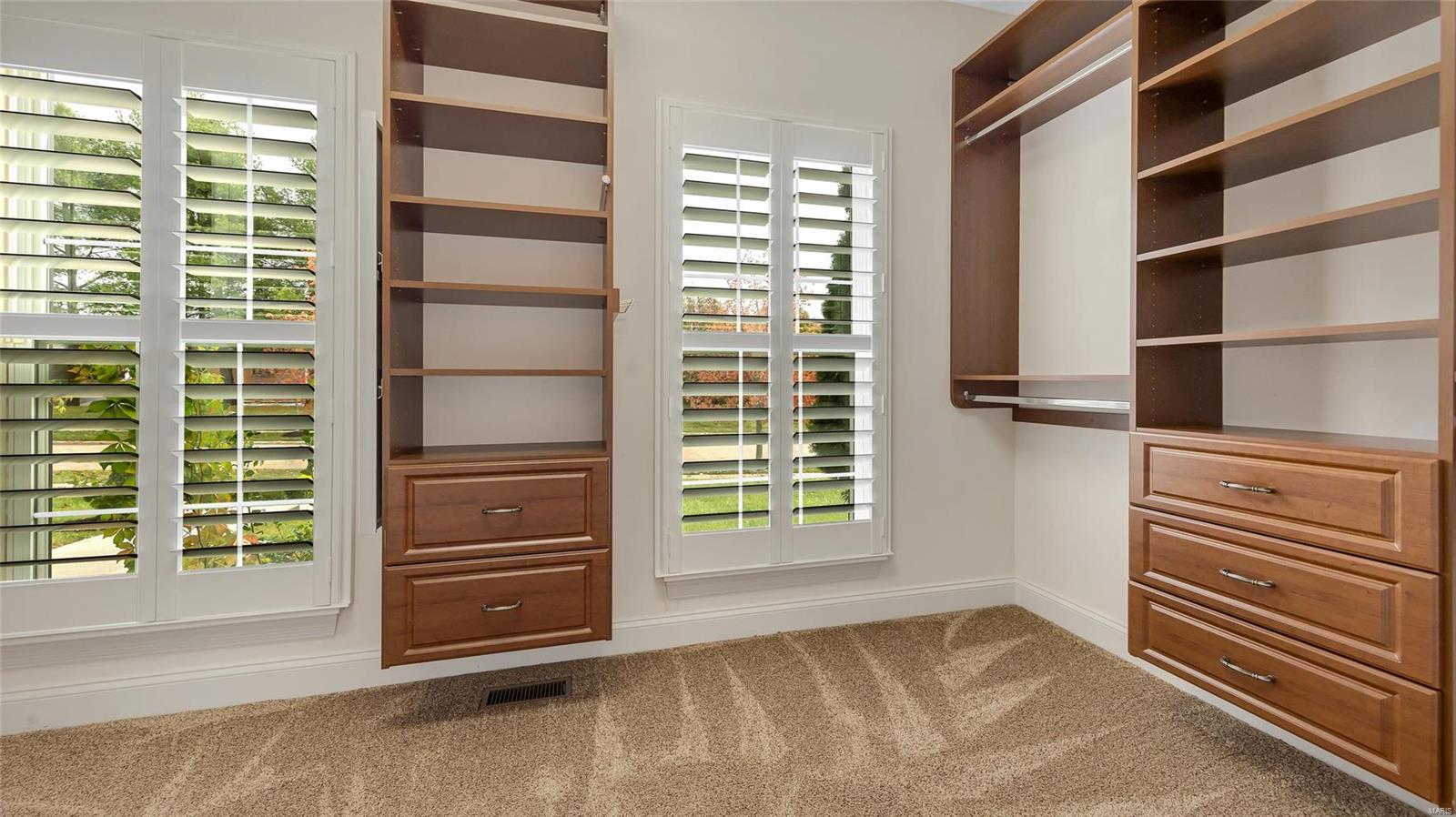 1049 Arbor Grove Court