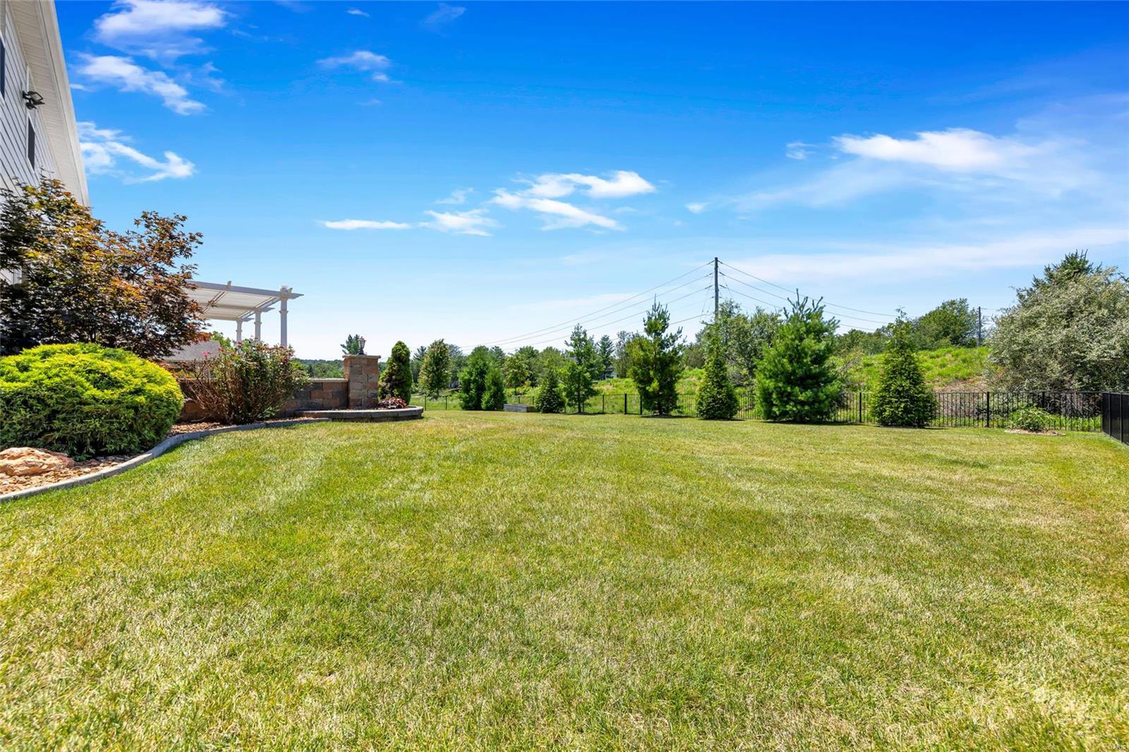 1049 Arbor Grove Court