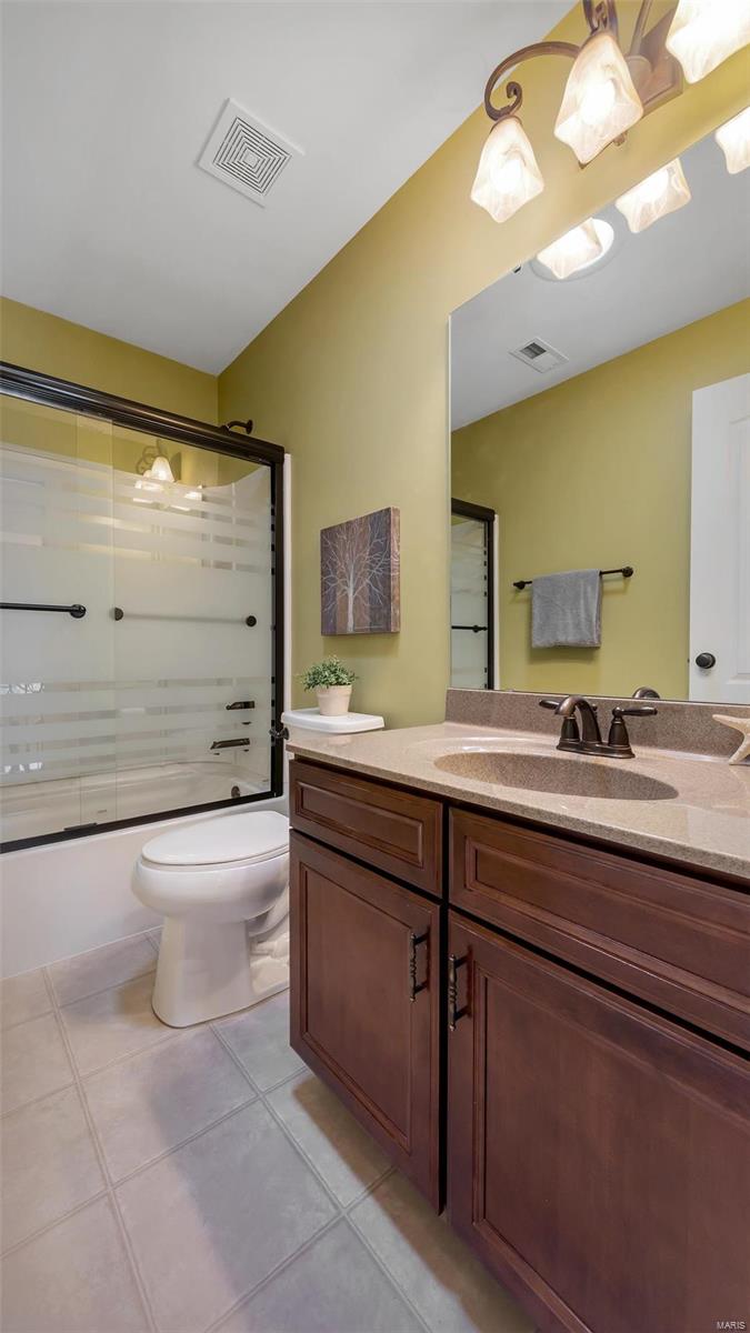 1049 Arbor Grove Court