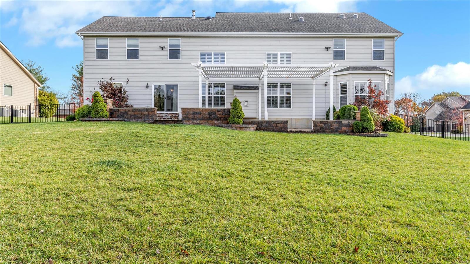 1049 Arbor Grove Court