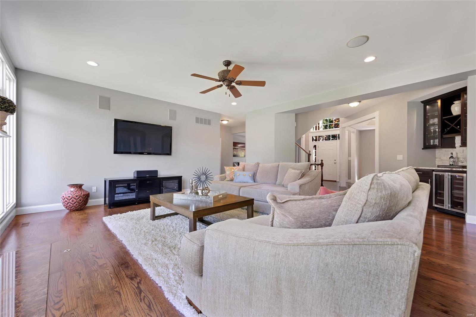 1 Wynncrest Falls Court