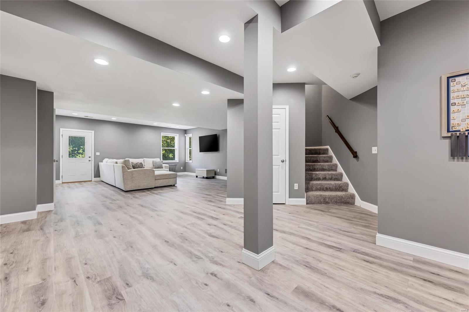 1 Wynncrest Falls Court