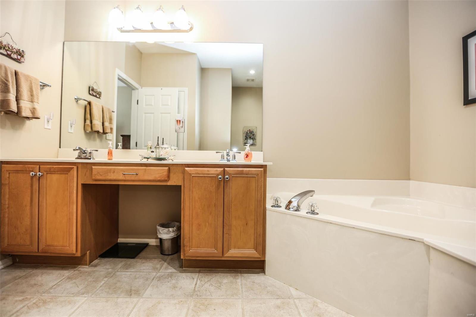 520 Hilltop Townes Drive