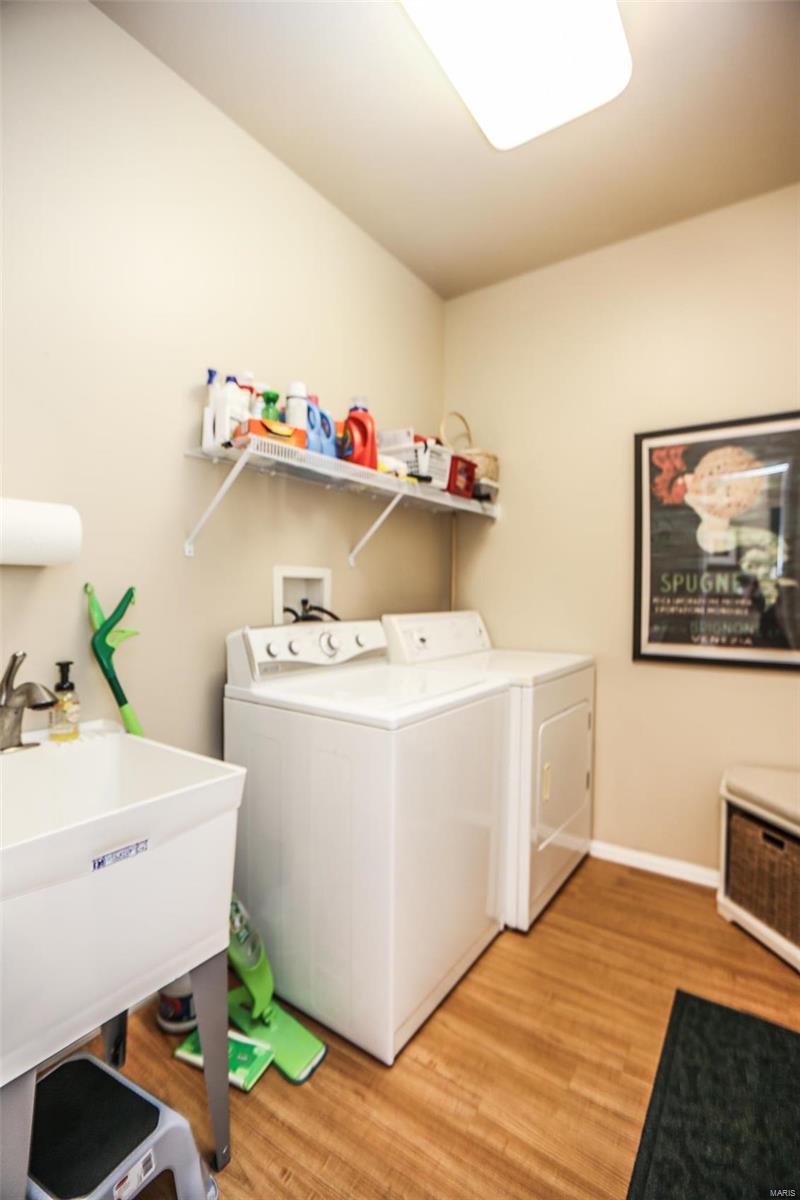 520 Hilltop Townes Drive