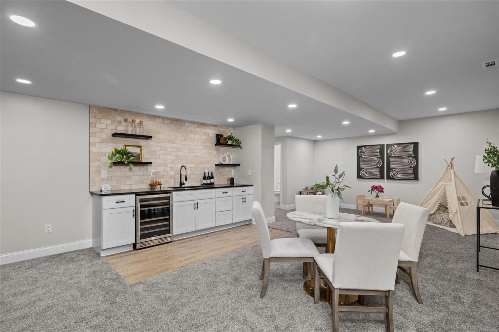 17659 Ailanthus Drive