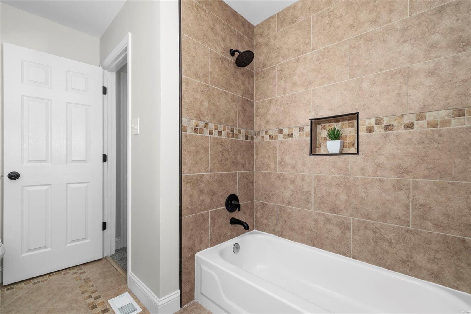 17659 Ailanthus Drive