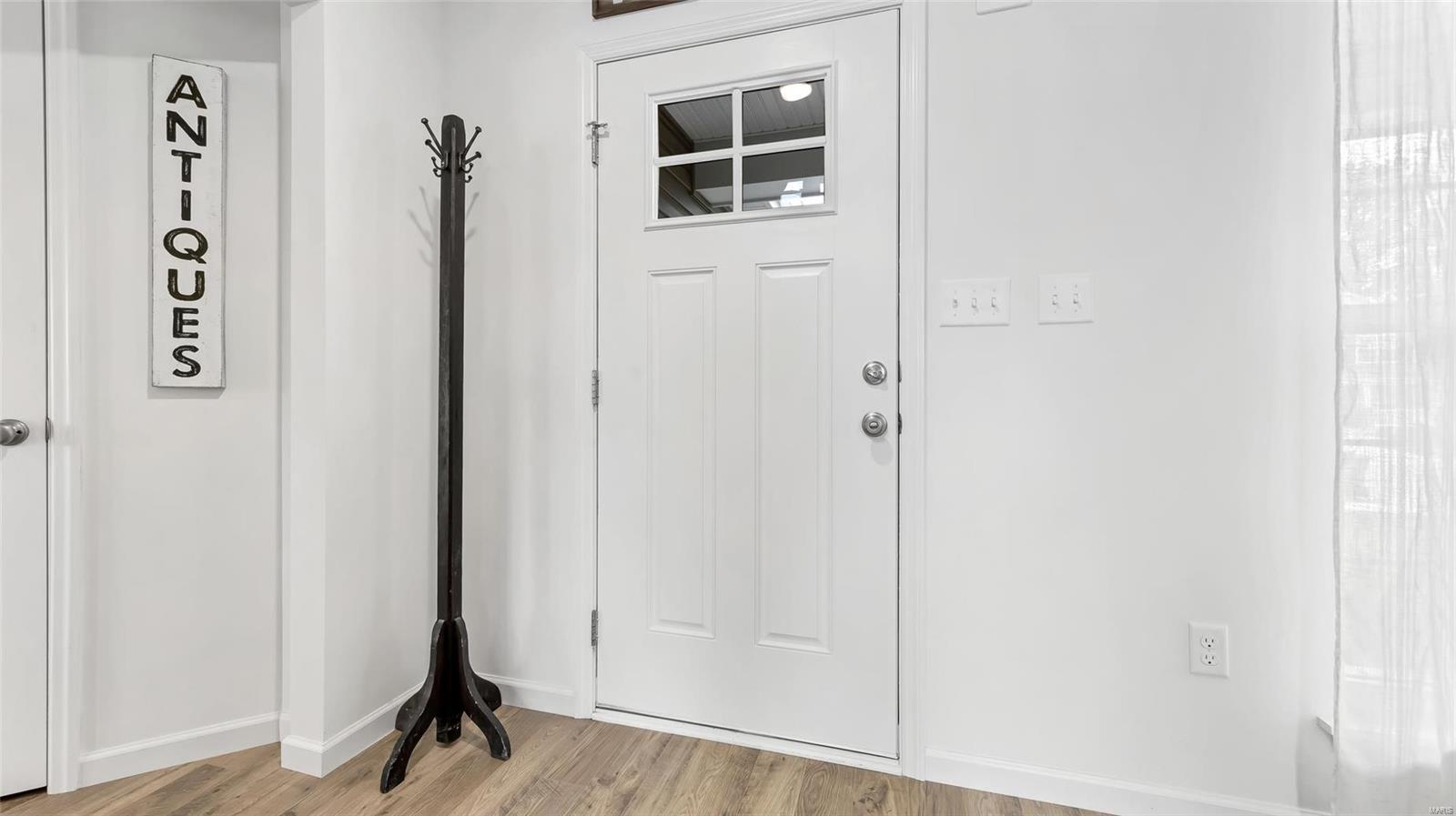 1608 Westlake Circle