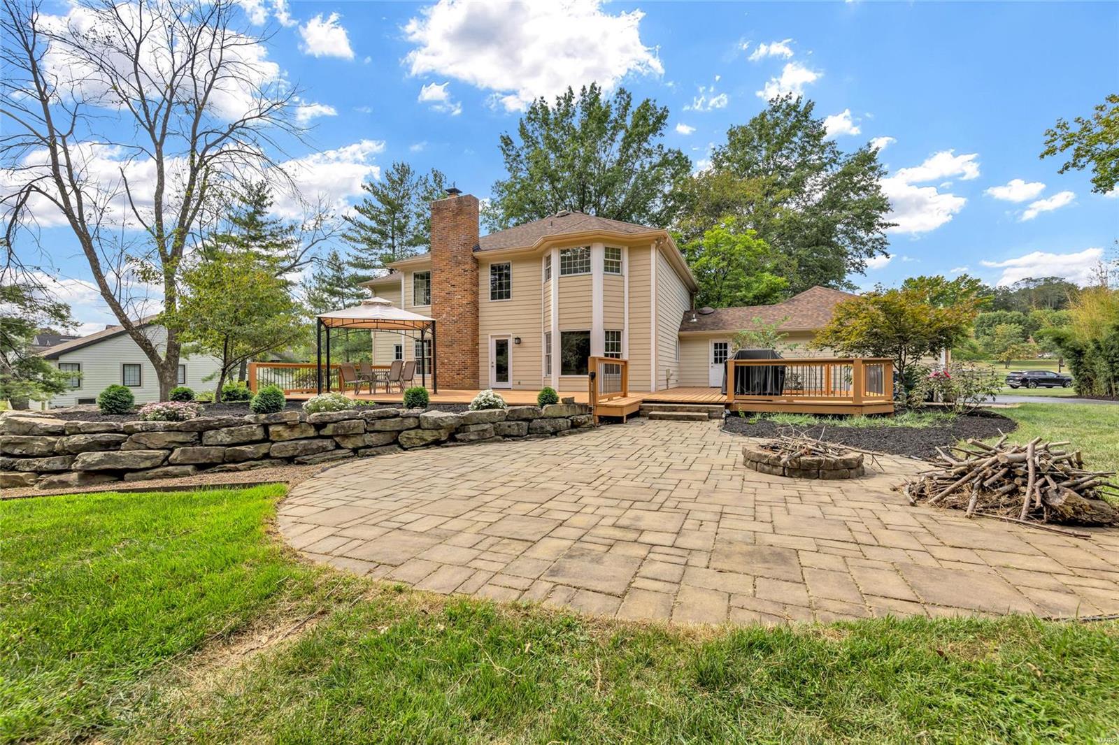 98 Meadowbrook Country Club