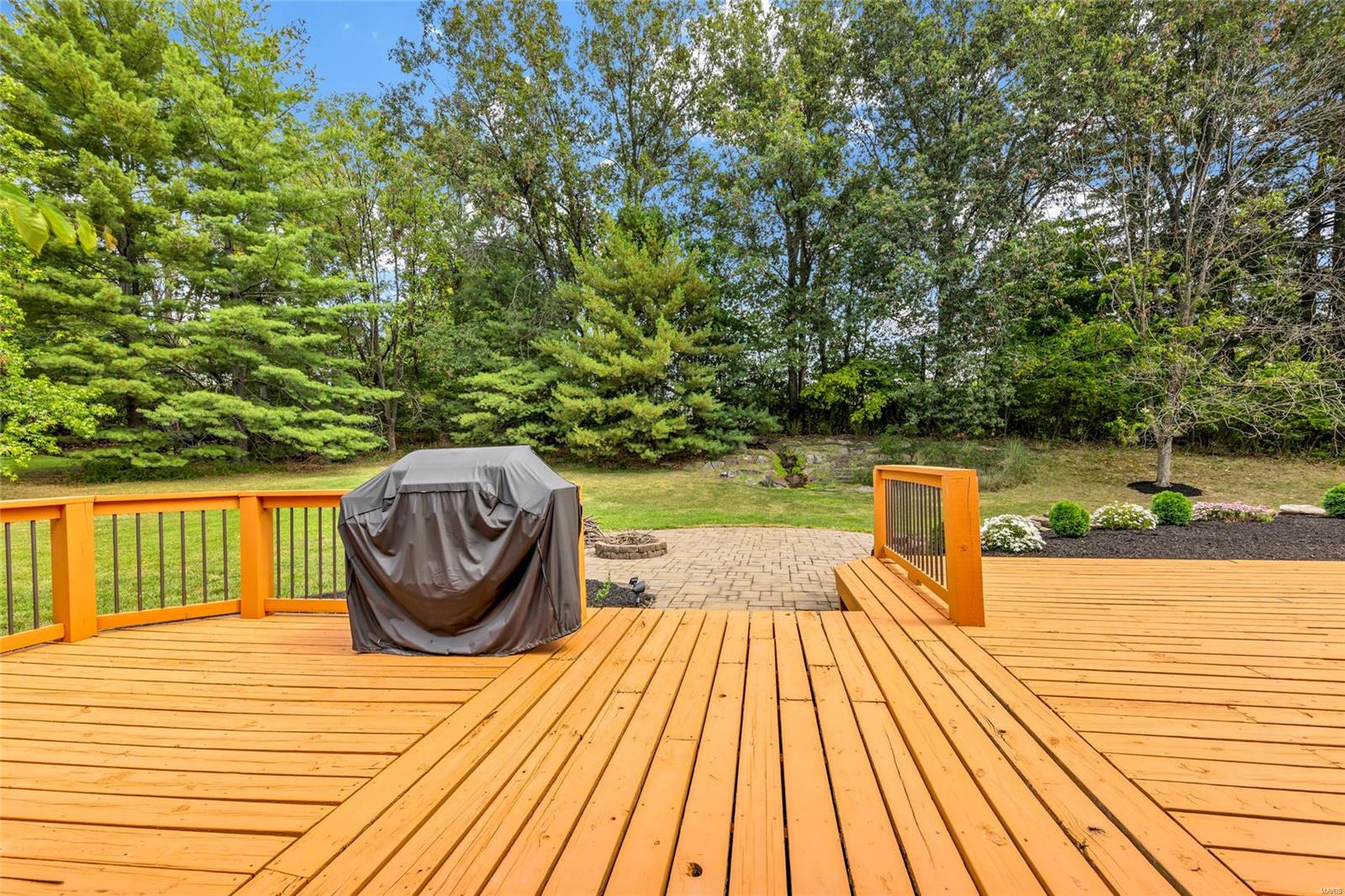 98 Meadowbrook Country Club