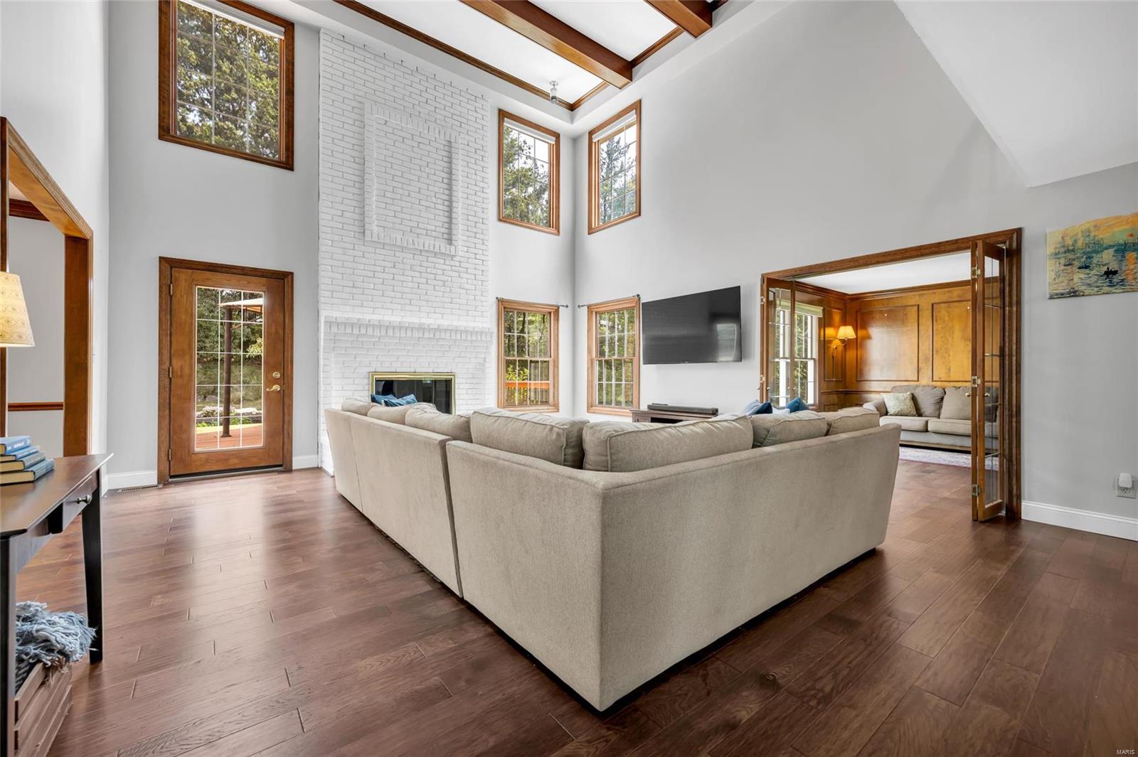 98 Meadowbrook Country Club