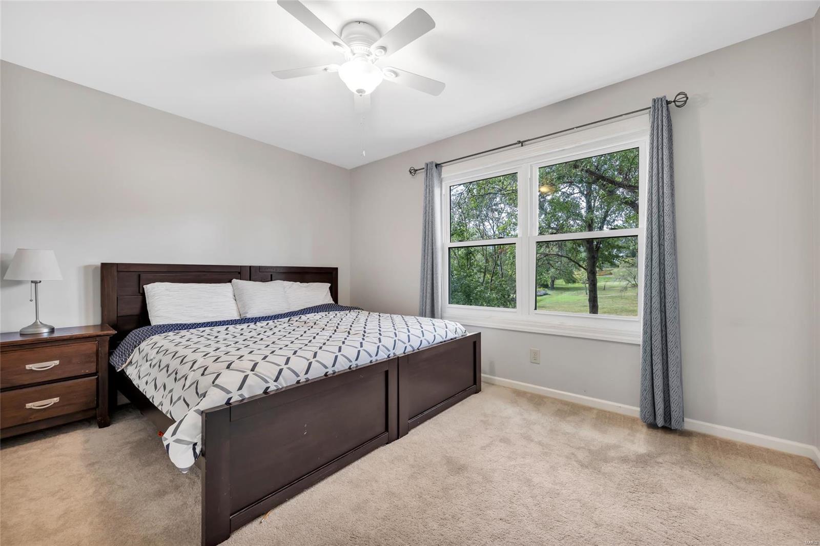 98 Meadowbrook Country Club