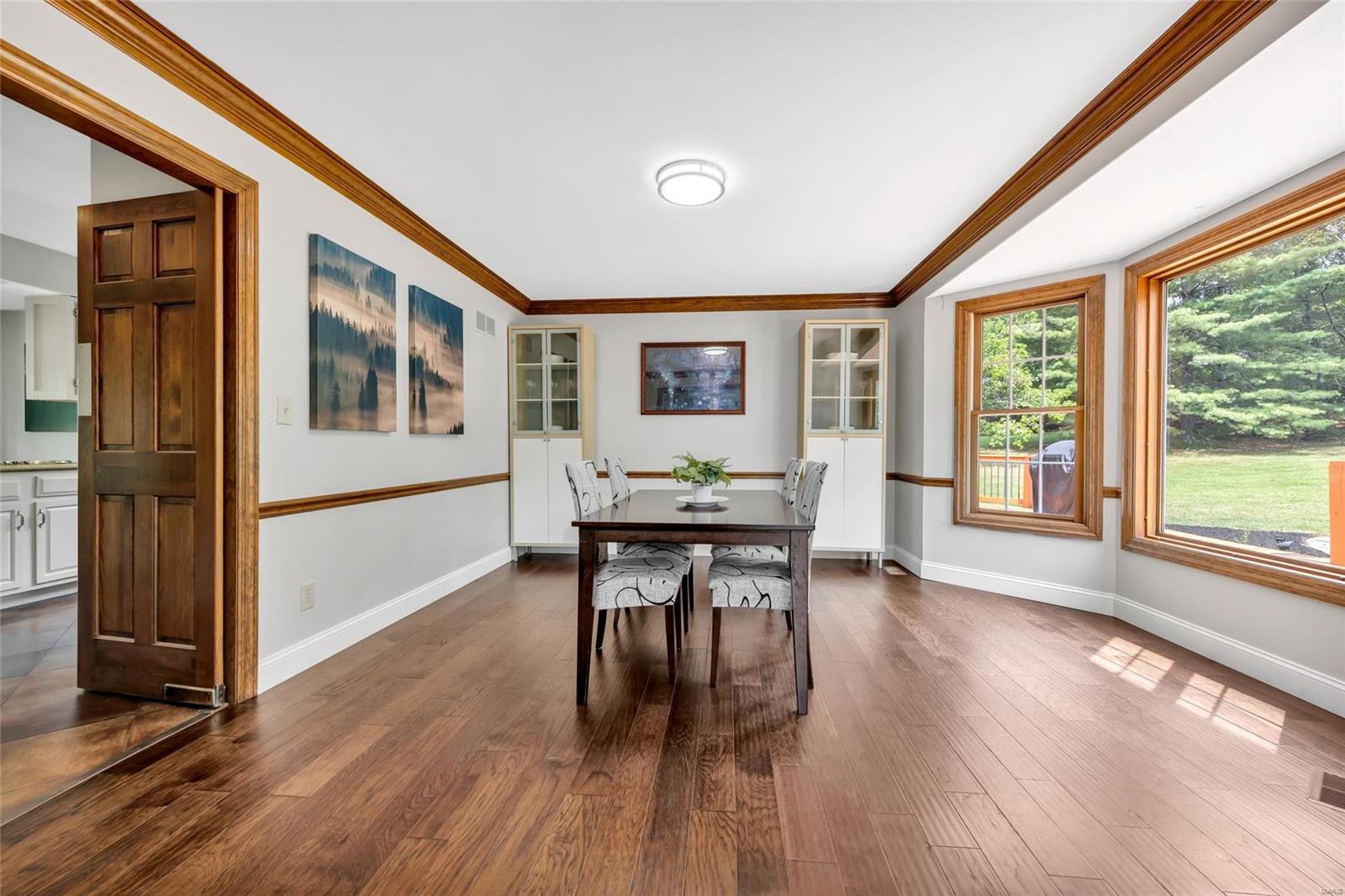 98 Meadowbrook Country Club