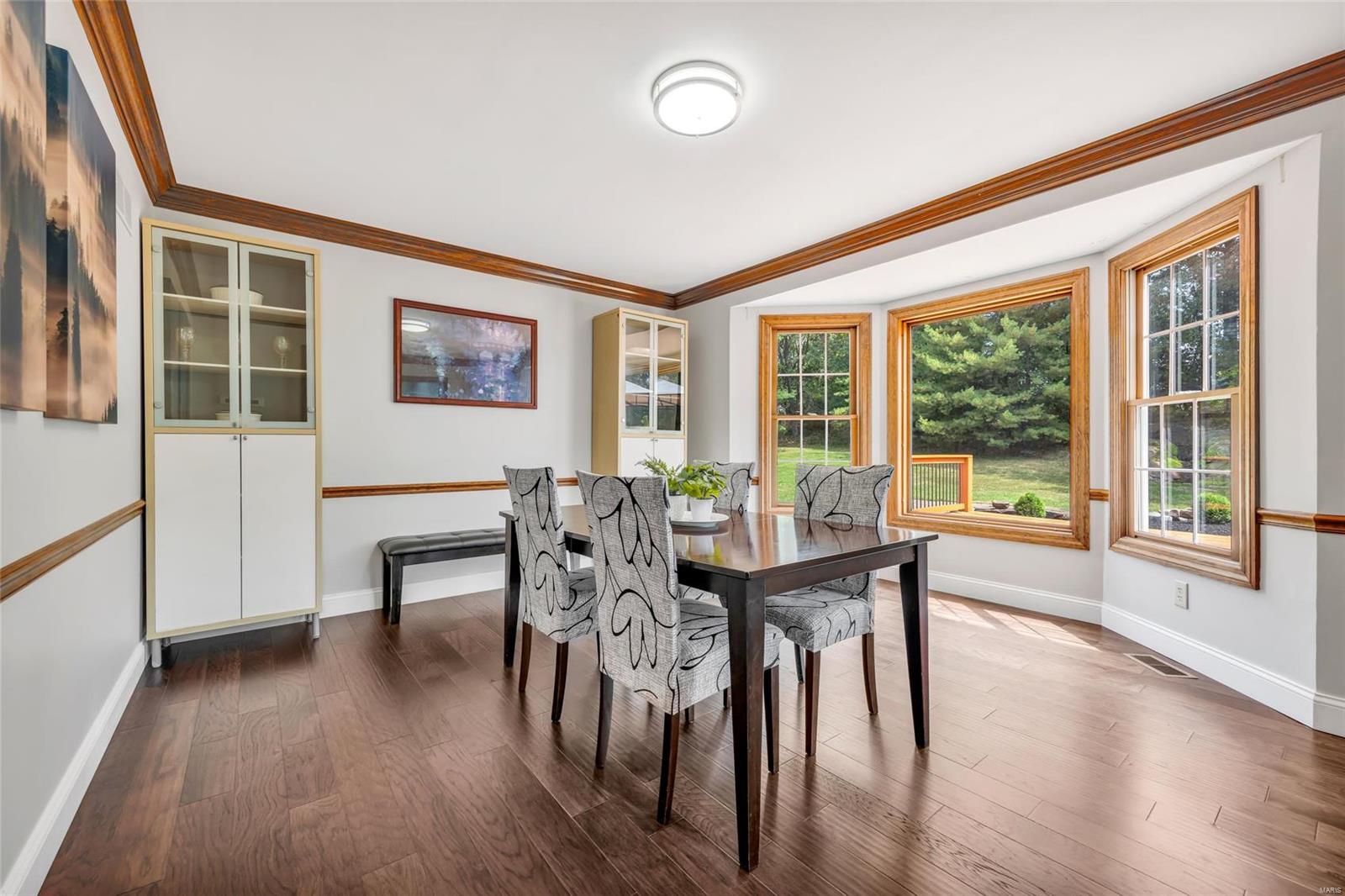 98 Meadowbrook Country Club