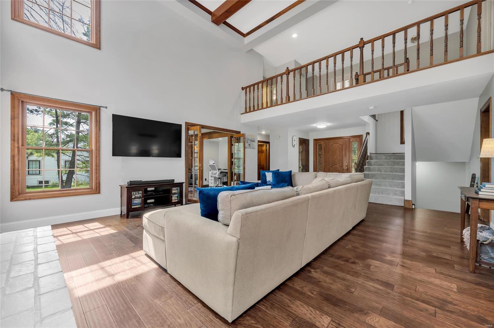 98 Meadowbrook Country Club