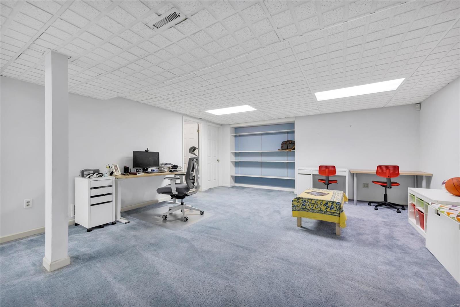 98 Meadowbrook Country Club