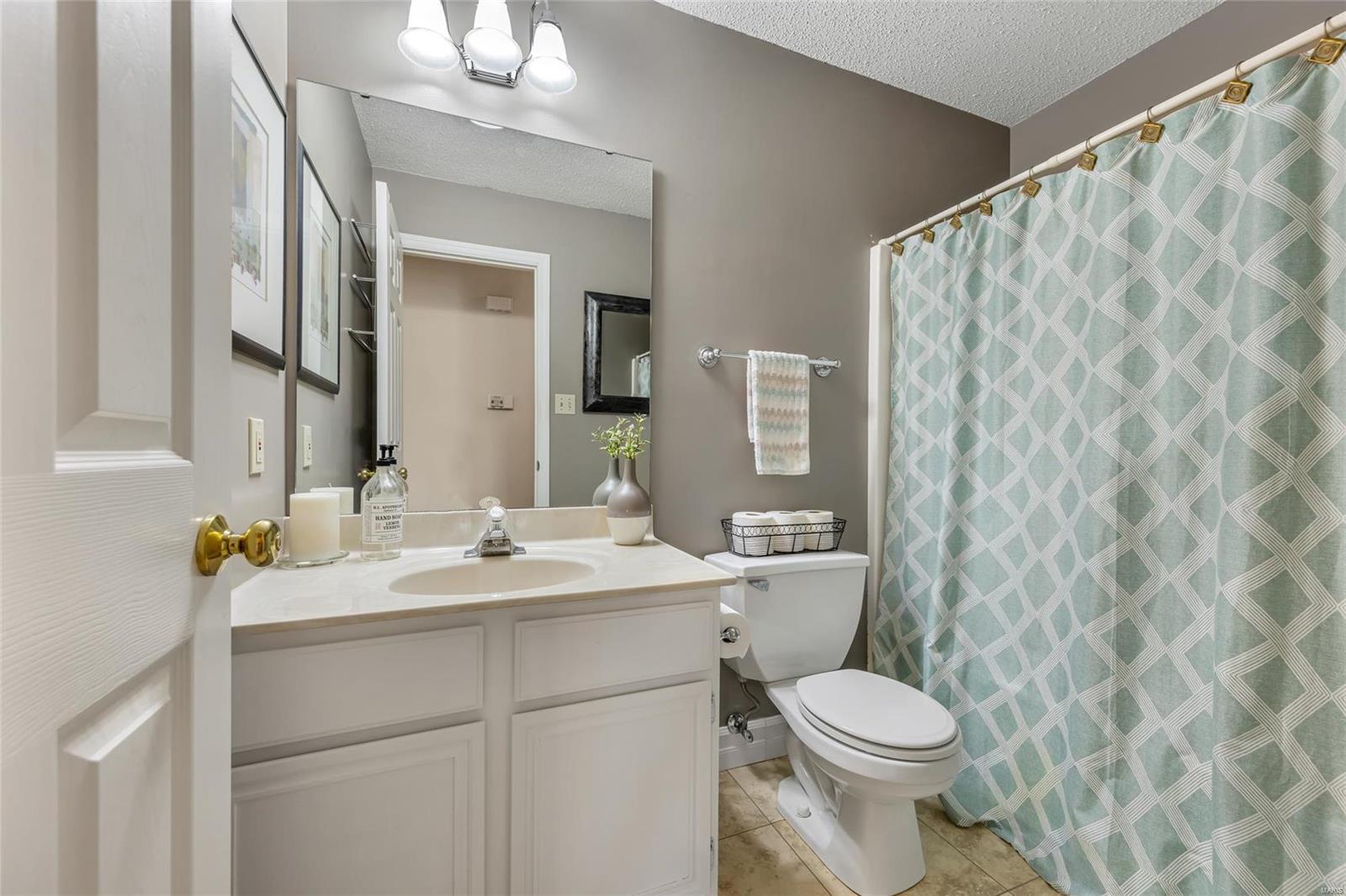 5024 Royal Burgess Drive