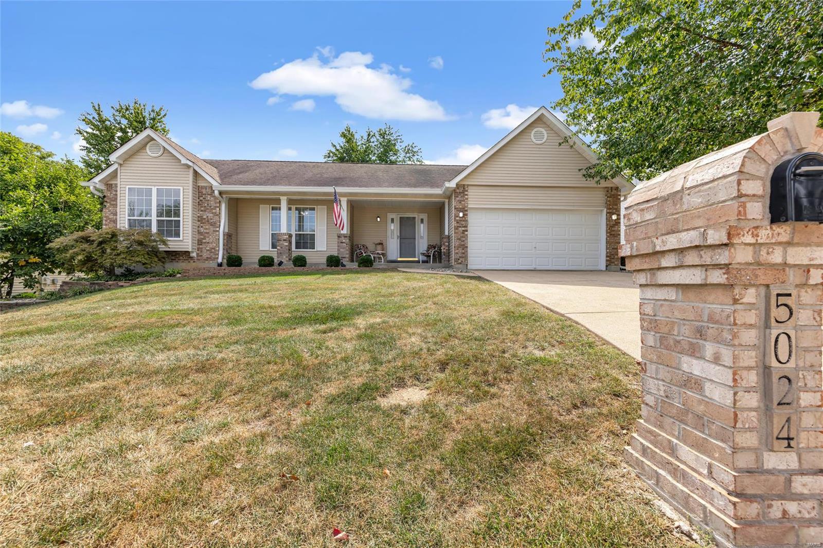 5024 Royal Burgess Drive