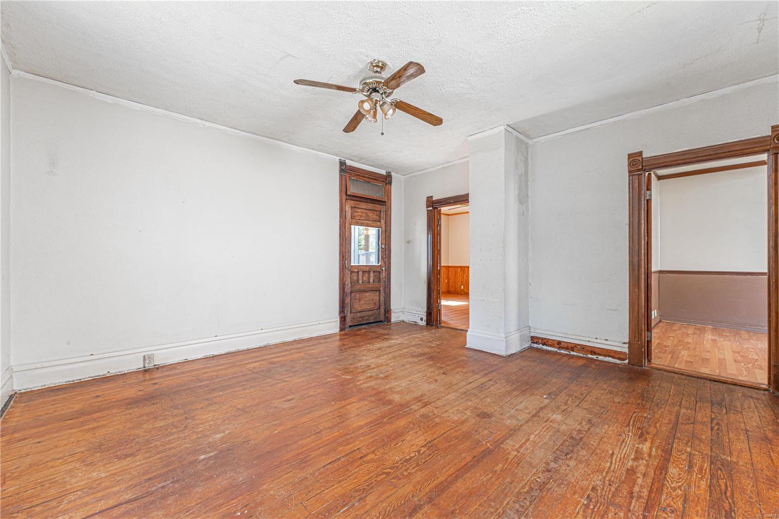 1123 N Benton Avenue