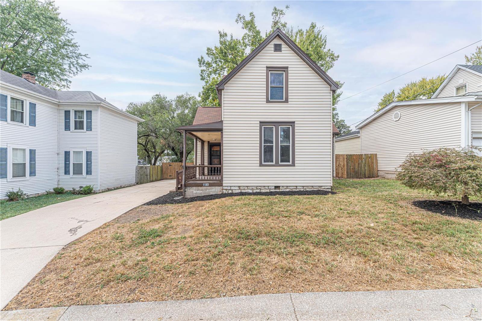 1123 N Benton Avenue