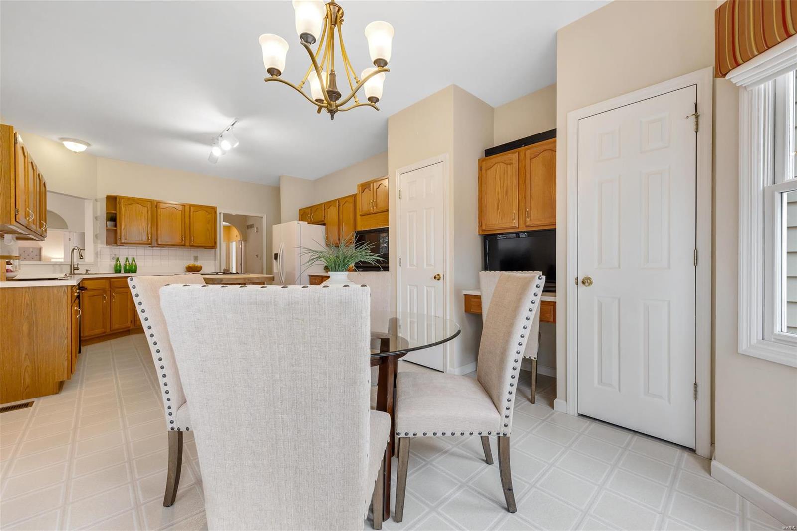 18123 Sunny Top Court