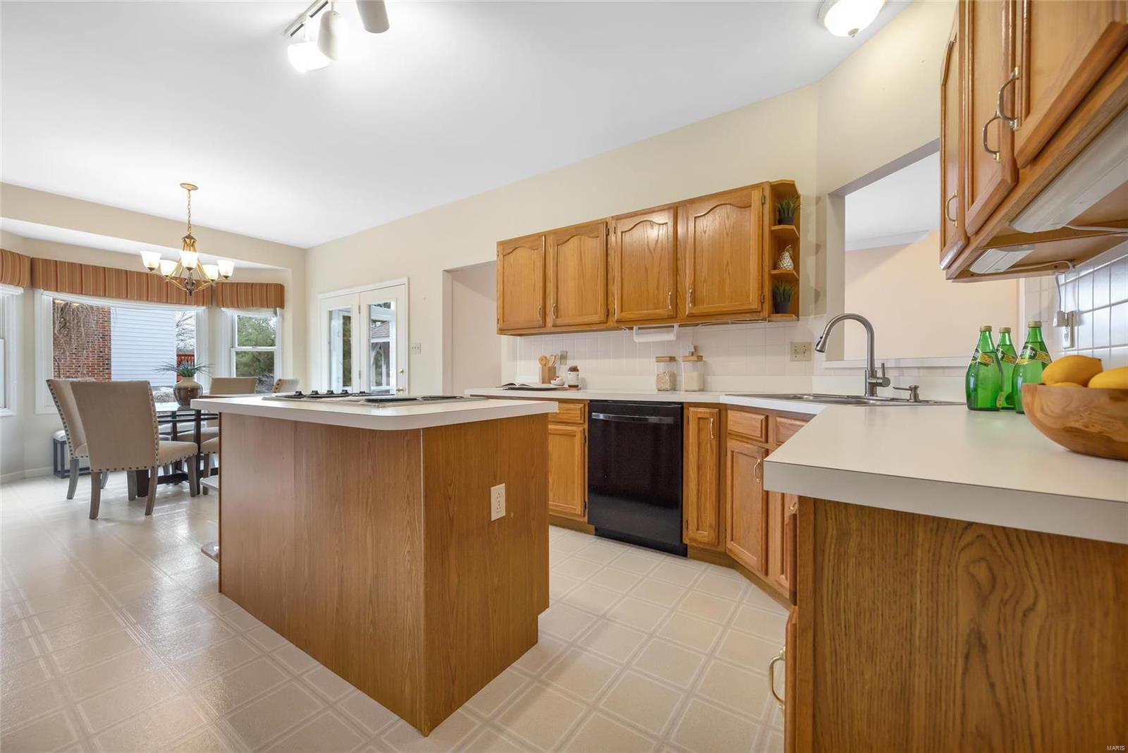 18123 Sunny Top Court