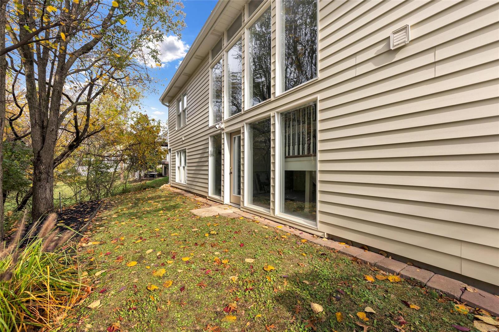 18123 Sunny Top Court