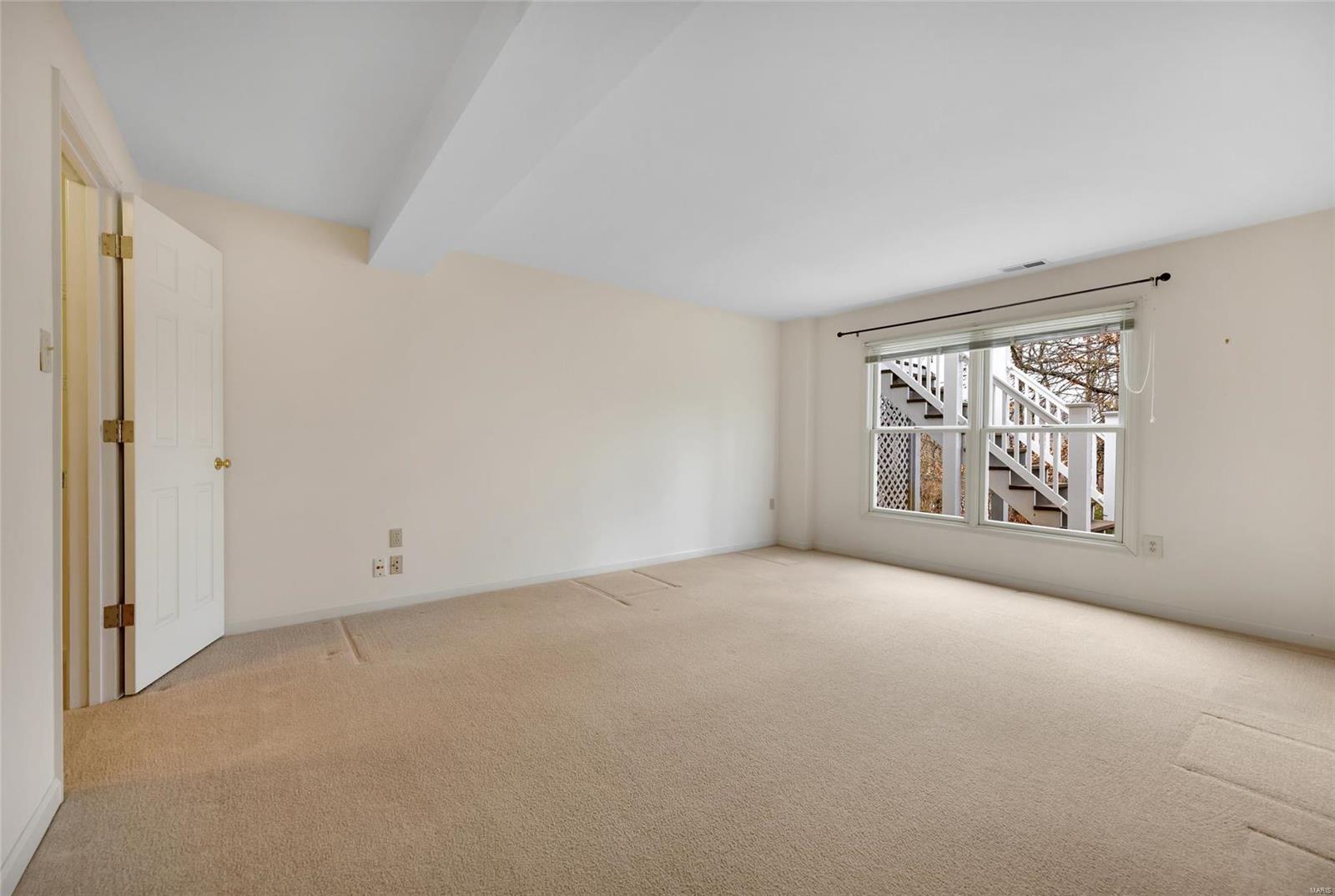 18123 Sunny Top Court