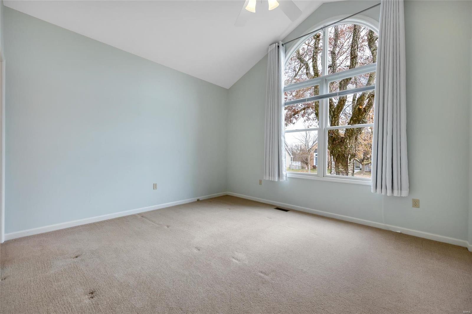 18123 Sunny Top Court