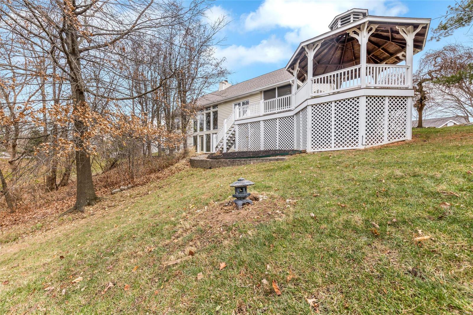 18123 Sunny Top Court