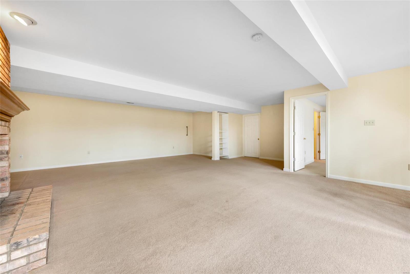 18123 Sunny Top Court