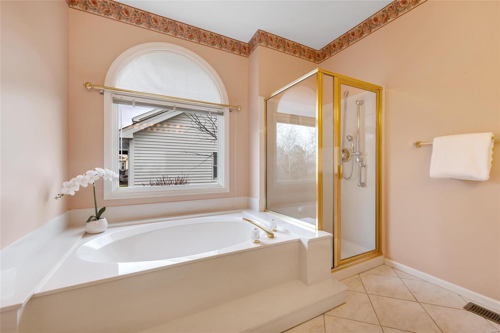 18123 Sunny Top Court