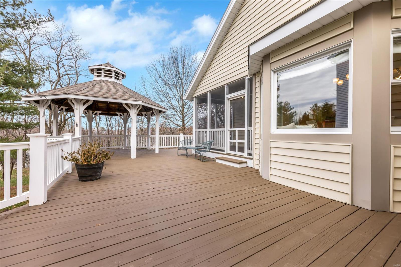 18123 Sunny Top Court