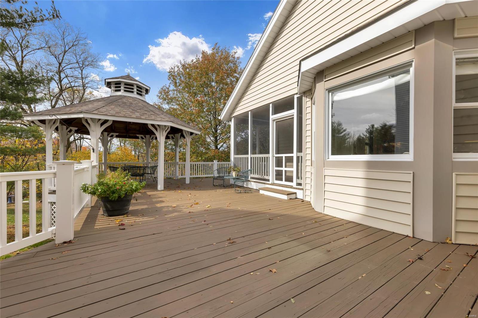 18123 Sunny Top Court