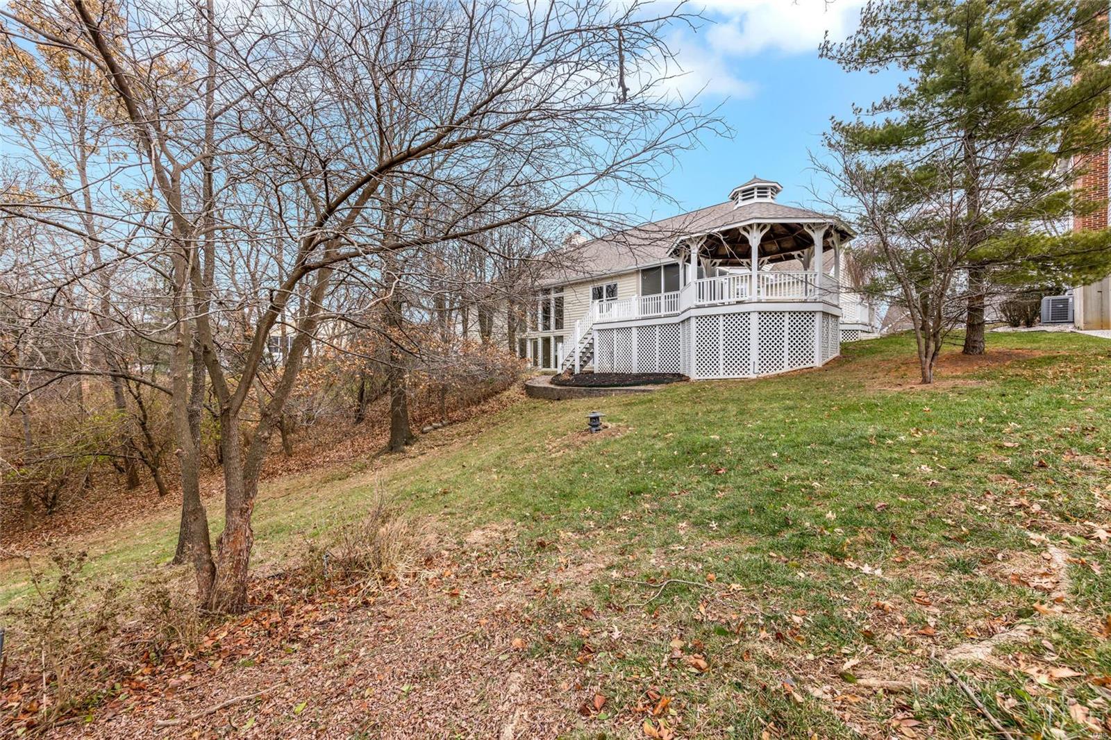 18123 Sunny Top Court