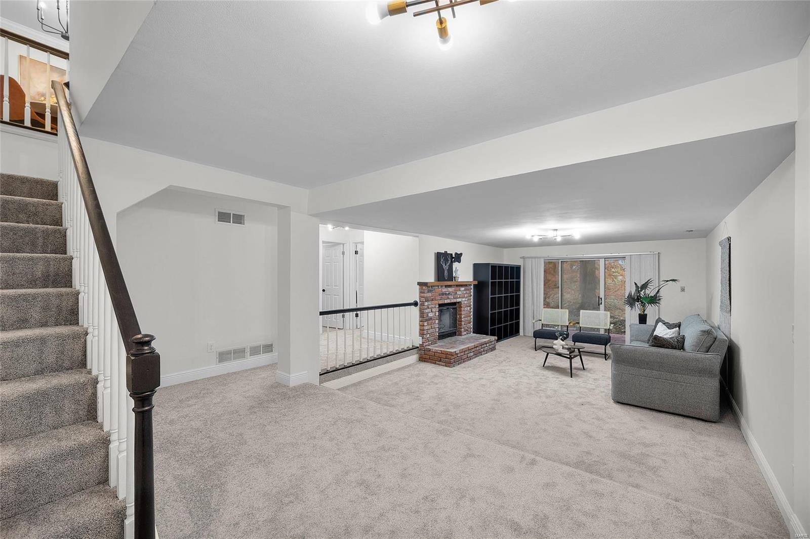 15636 Hedgeford Court