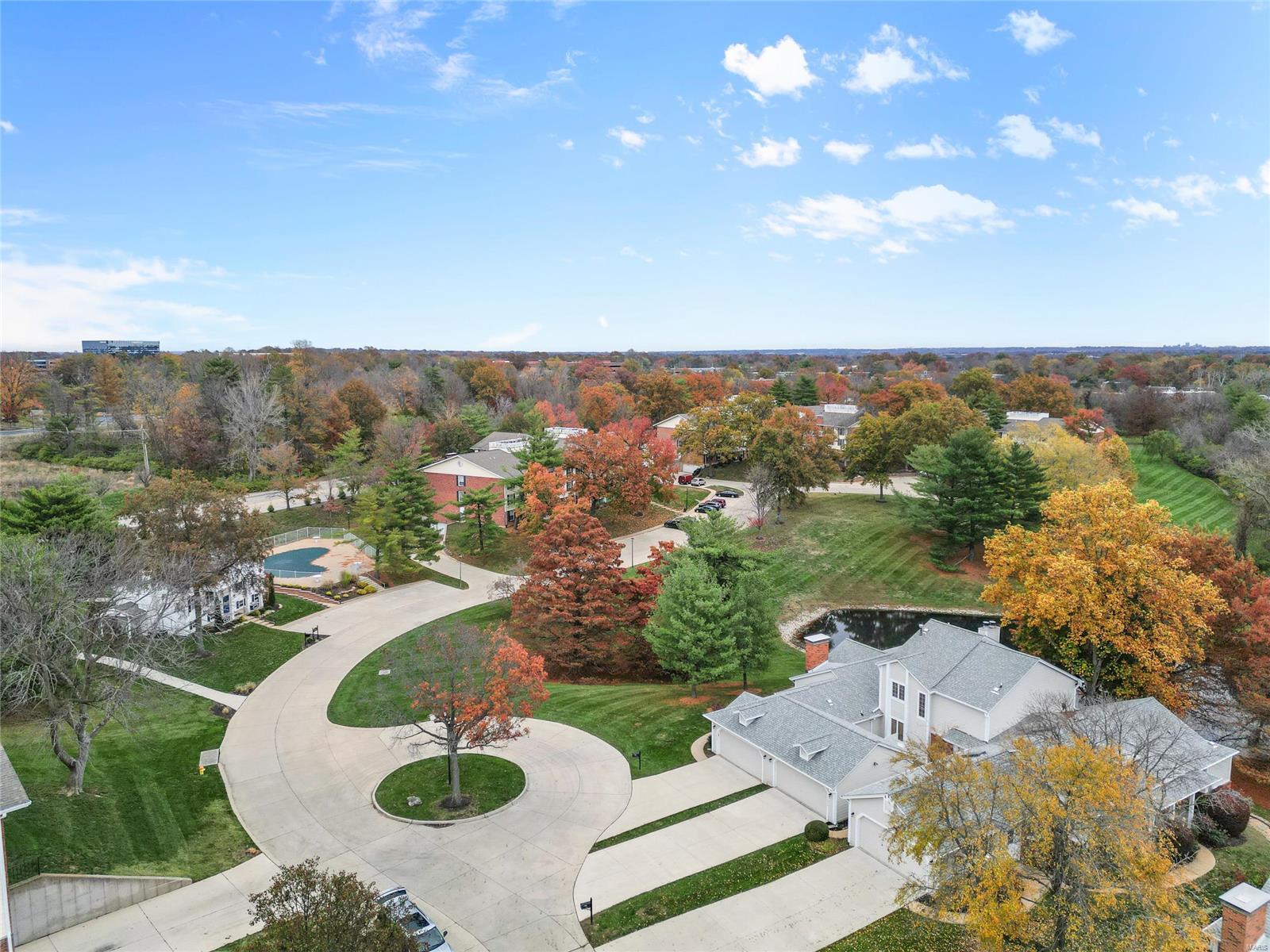 15636 Hedgeford Court