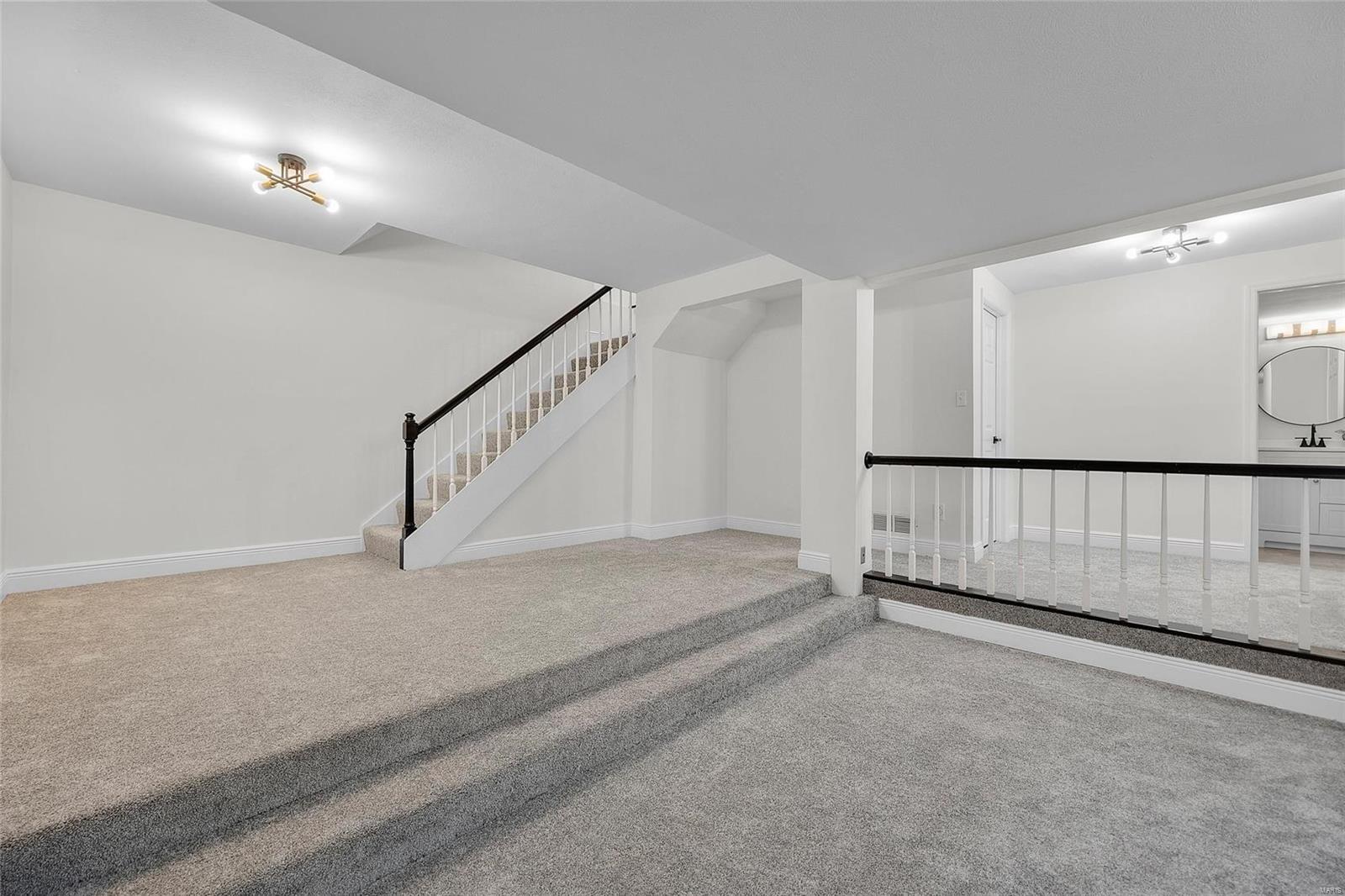 15636 Hedgeford Court