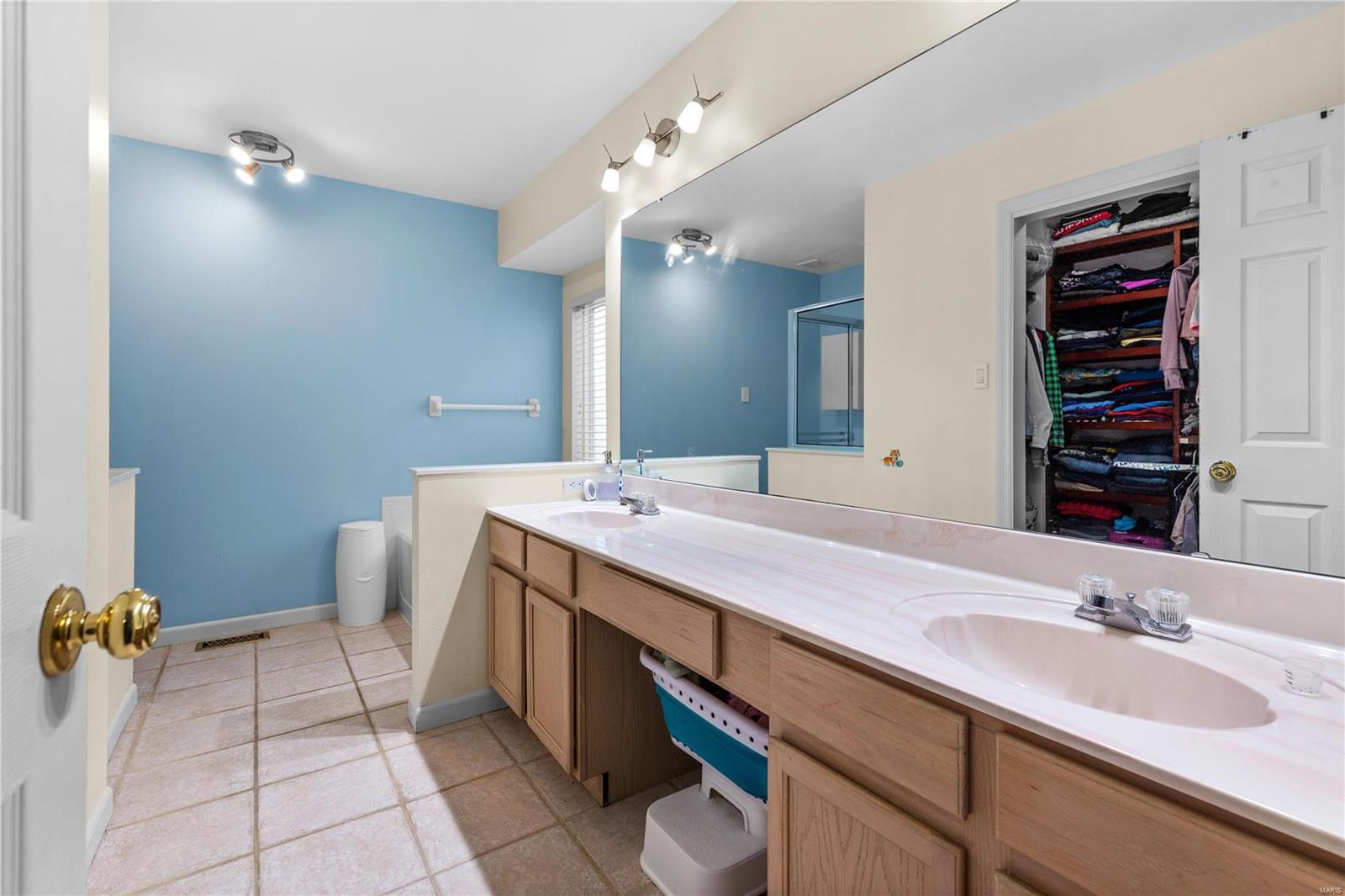 16870 Hickory Crest Drive