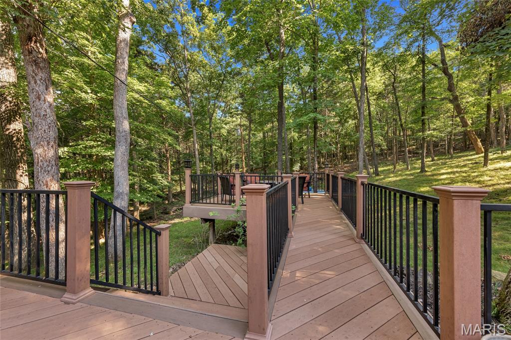 5 Dogwood Trail